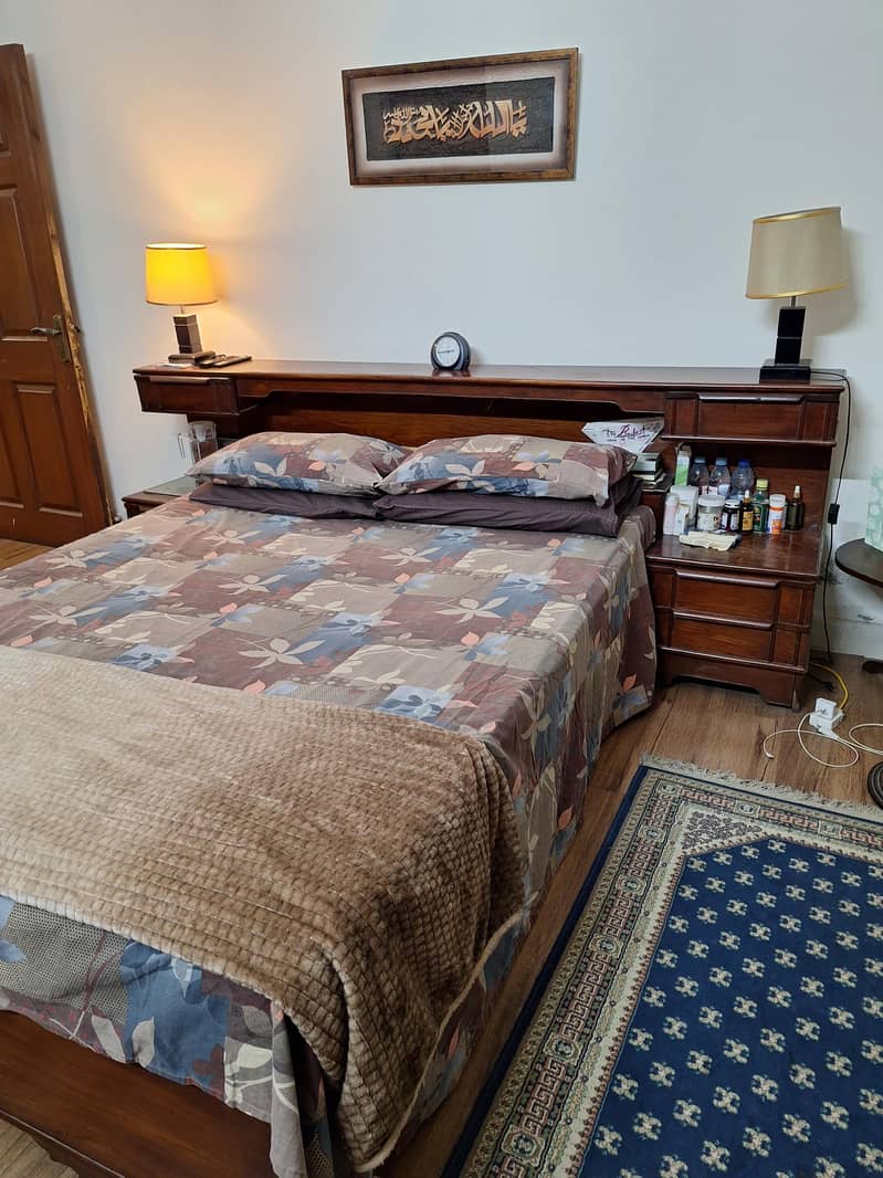 complete bed set with dressing table 2