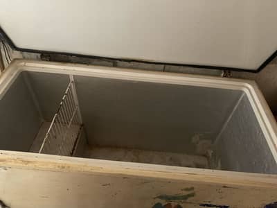 Frizer 1 door
