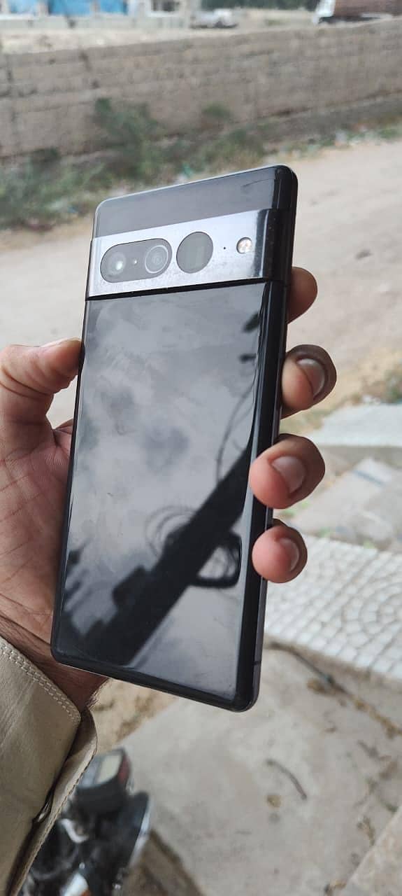 Google Pixel 7 Pro 4