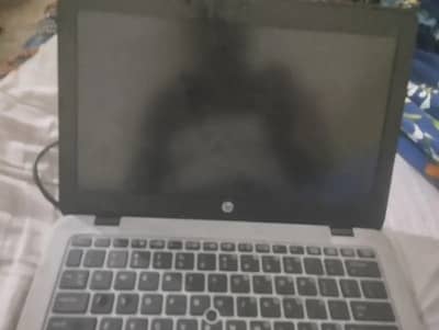 HP 725 G2 Laptop