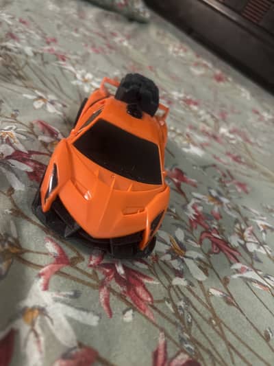 RACING SMOKING CAR