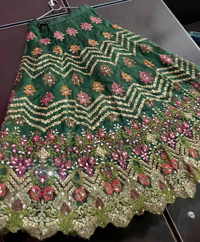 Mehndi lehnga just 1 time use in good price