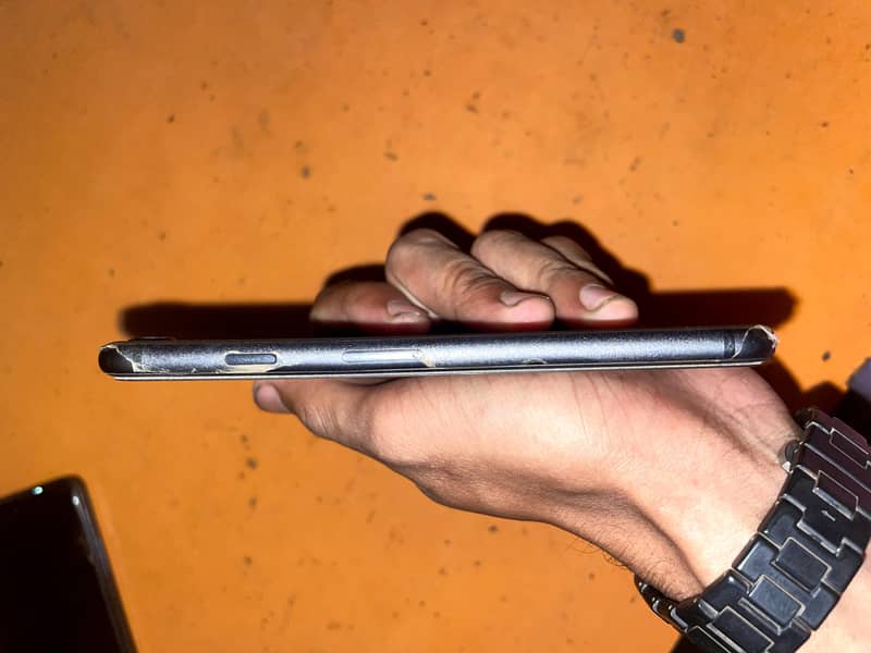 Apple iPhone 8 4