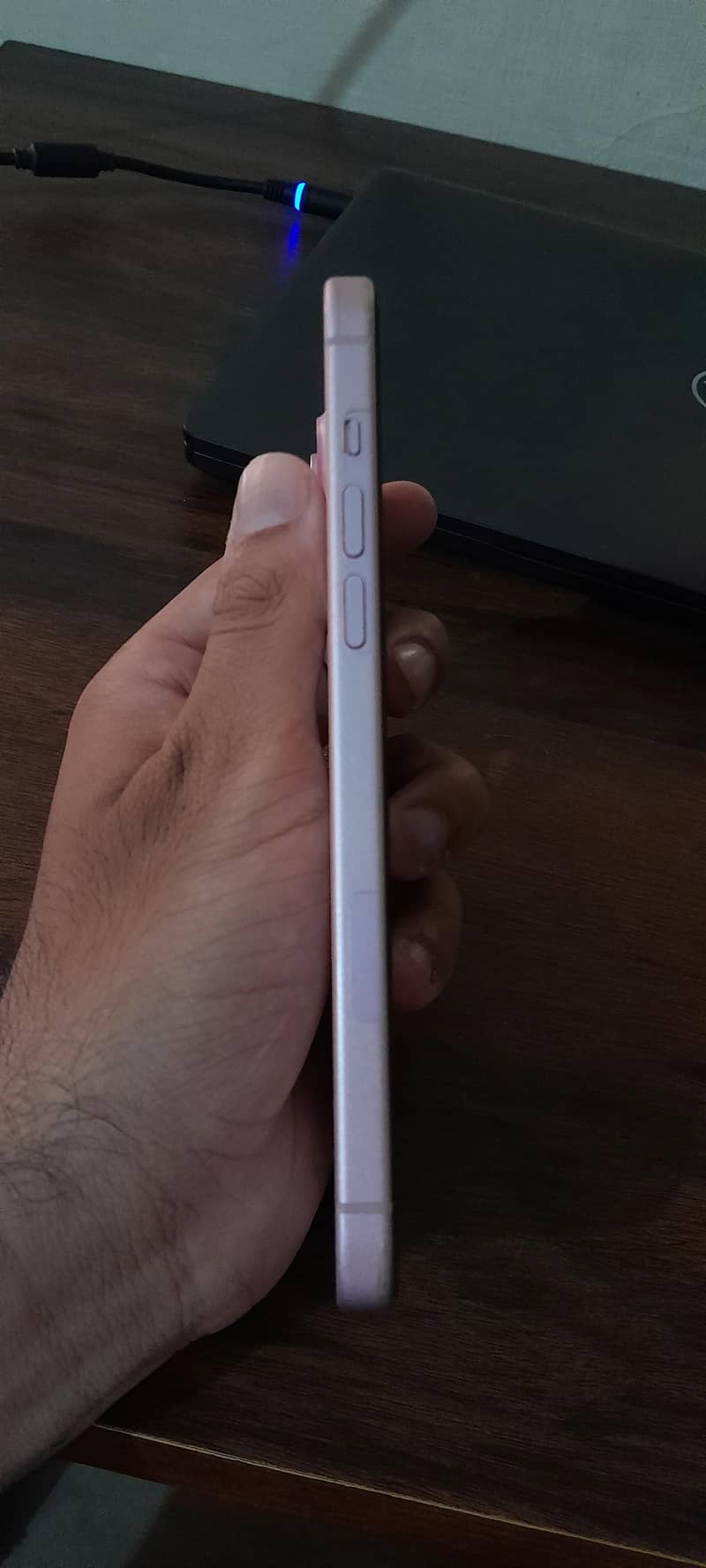 IPhone 15 plus 4