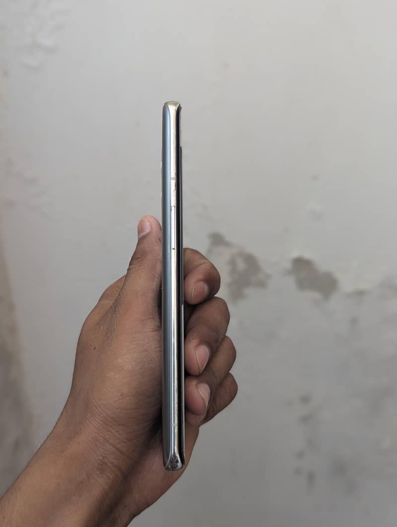 One Plus 9 Pro 1