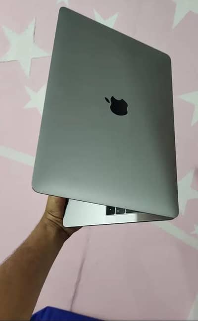 MacBook Pro 2019 i7