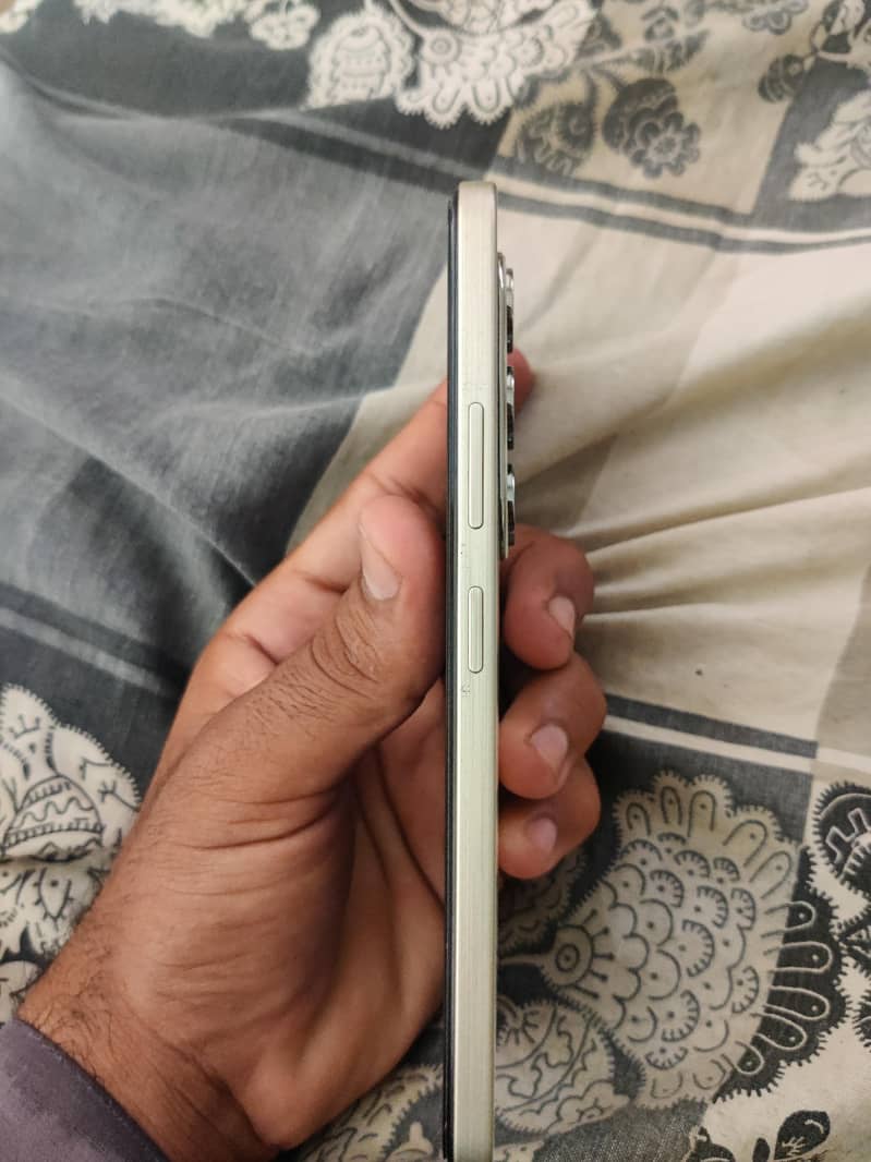 Itel S25 4