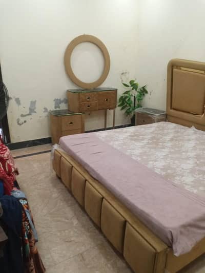 bed dressing table and side tables