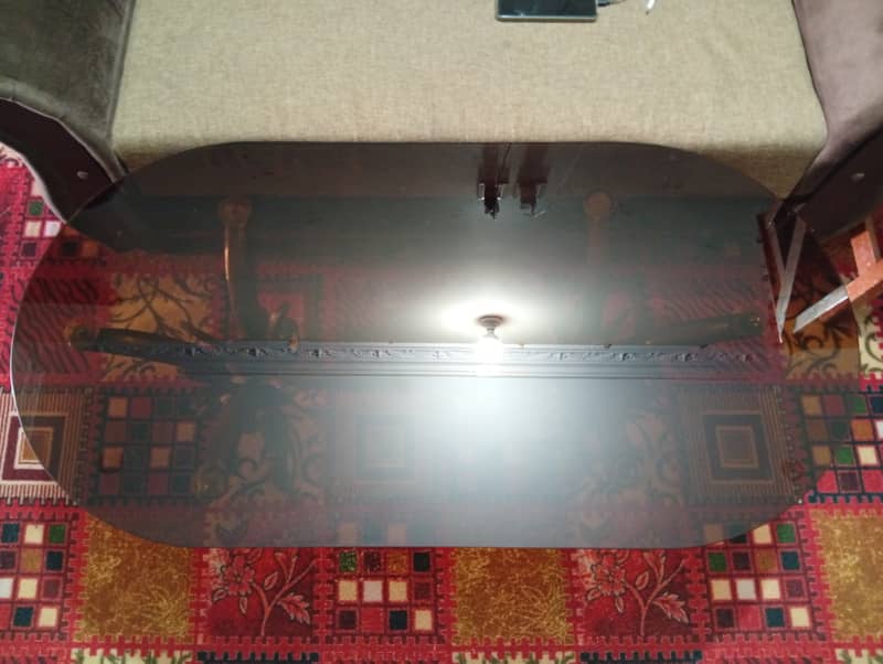Center table 0