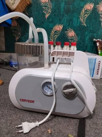 Suction Machine.    0/3/0/9/4/9/7/8/9/3/8.0/3/7/0/9/9/4/7/5/5/4