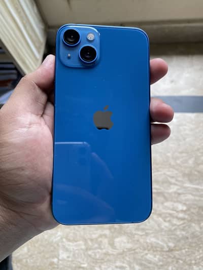 Apple iPhone 13