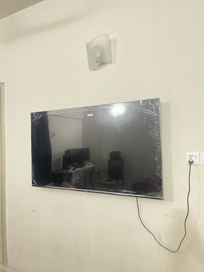 55 UHD LED TV