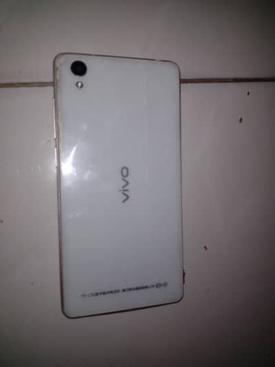 Vivo y51