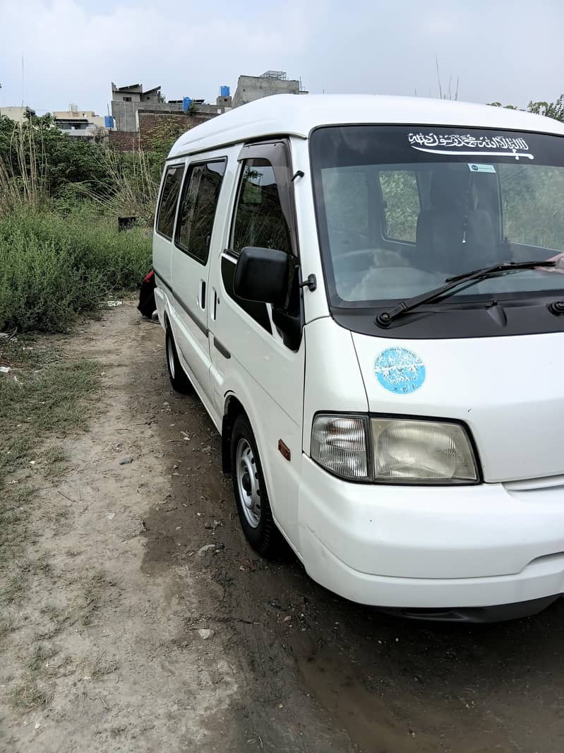 Mazda bongo van 1