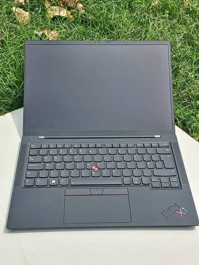 Lenovo X1 Carbon Gen8 Core i5 10th gen 16gb ram
