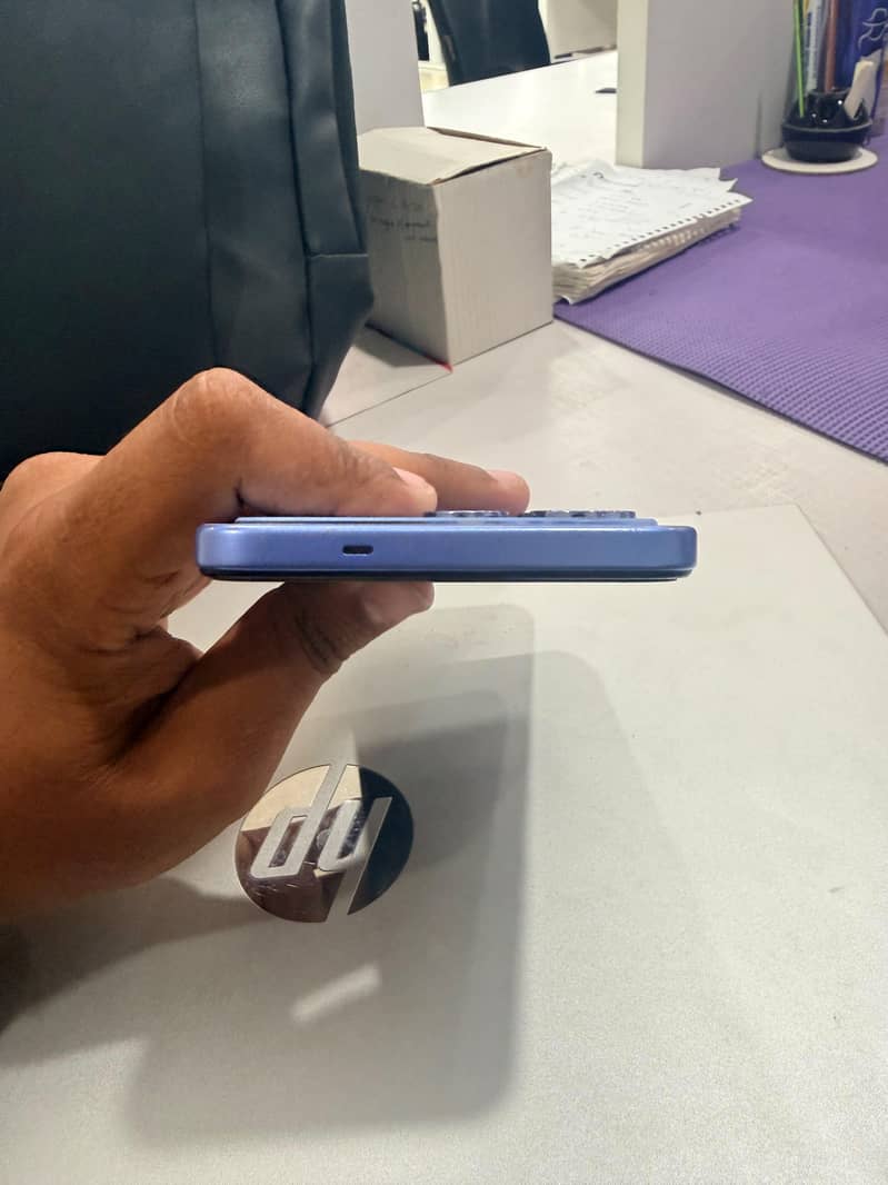 Tecno CAMON 40 2