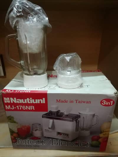 Nautiuni Juicer/Blender