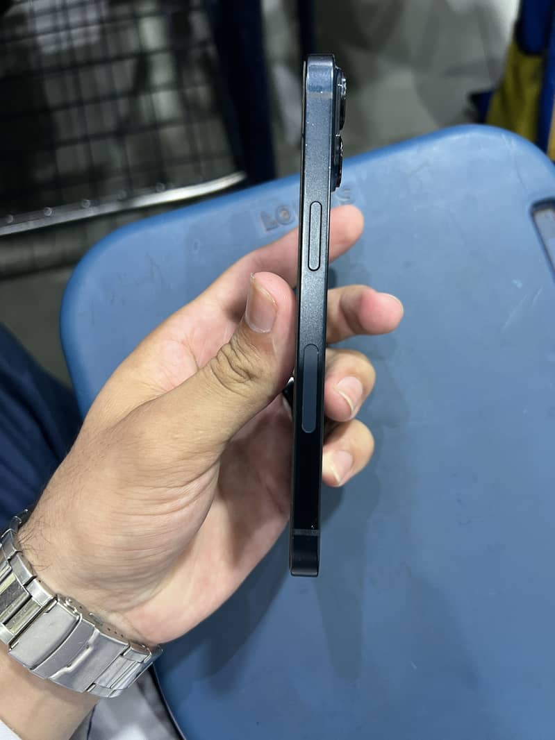Apple iPhone 14 1
