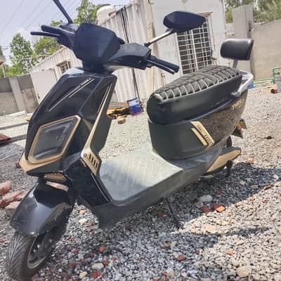 Electric scuty bike for Sell