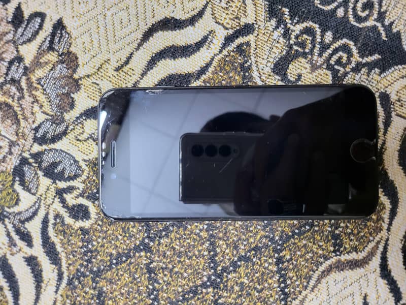 Apple iPhone 7 2