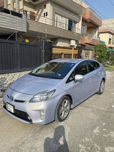 Prius 2013 G Touring | Excellent Condition | Fuel Saver |