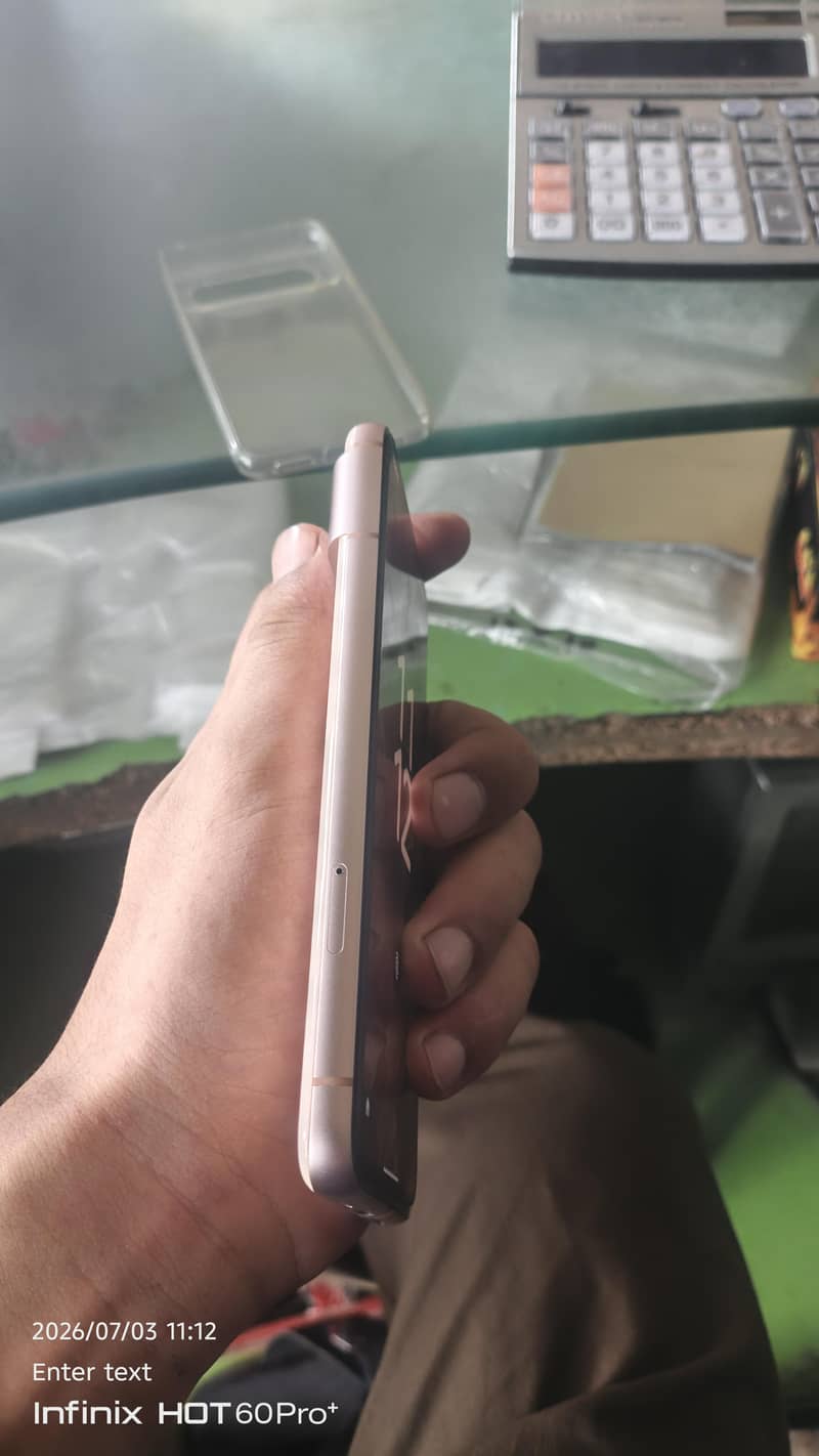 Google Pixel 8 1