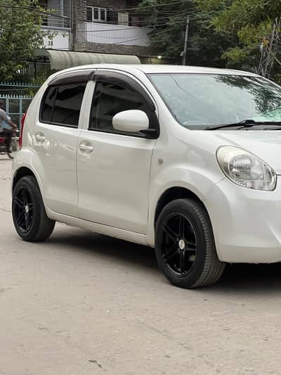 Toyota Passo 2010