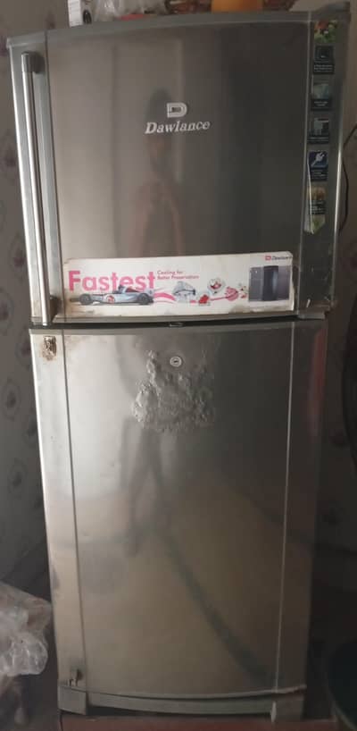 Dawlance refrigerator with Fridge and freezer