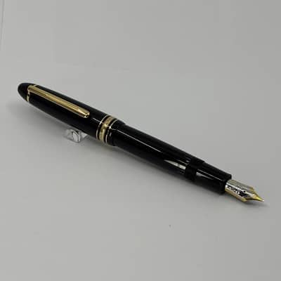 Montblanc 146 Meisterstuck Le Grand  Gold fountain pen