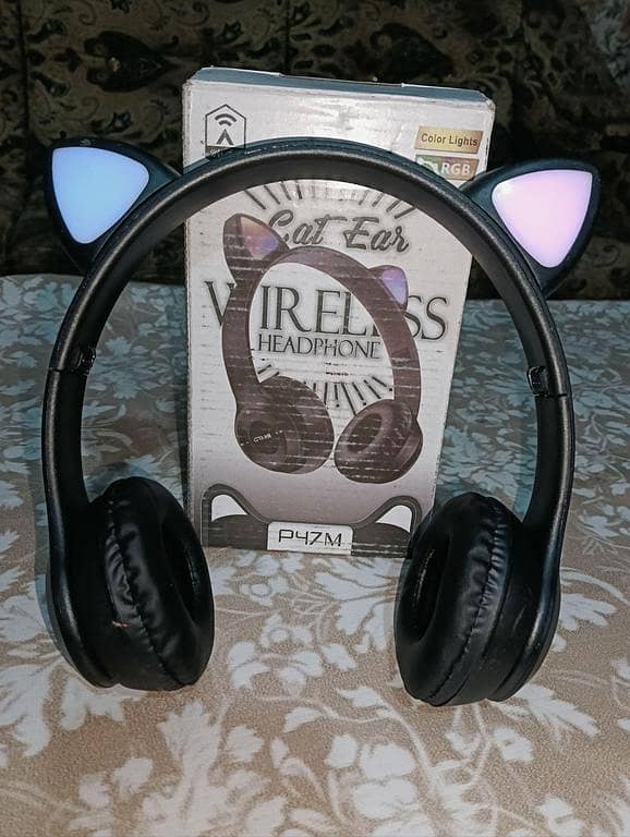 P47M Wireless Bluetooth Cat Ear Headphones with LED Lights — Foldable Stereo Headset for Mobile, PC & Laptop