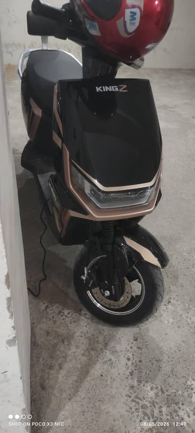 scooty for sale urgent very good condition ha New ha   one month use