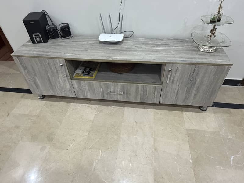 Tv console 1