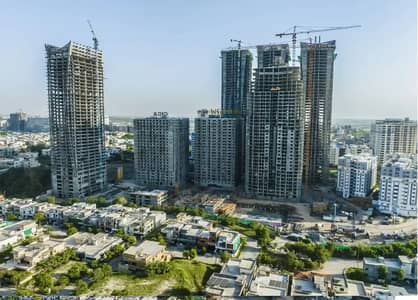 2 bad flat available on installemts in GOLD crest Views 1
