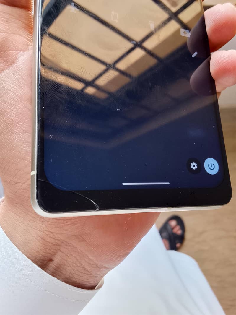 Google Pixel 7 4