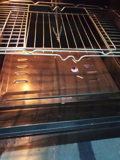 rays gass stove and oven