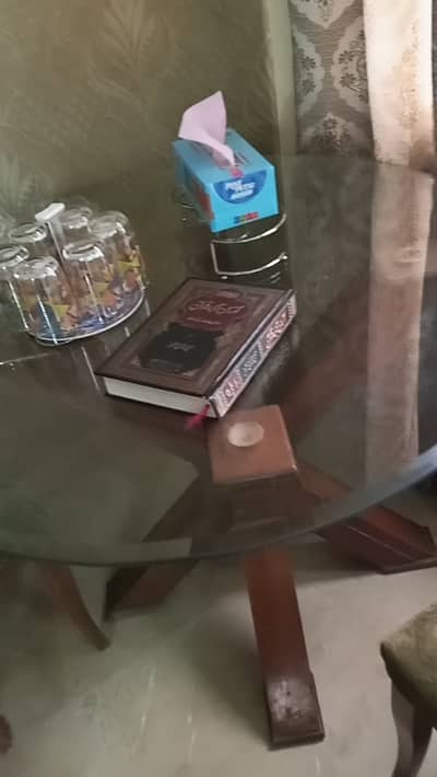 4 chair dinning table