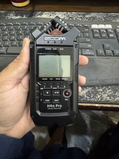 Zoom H4n Pro