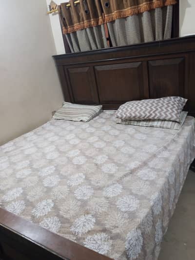 Bed without mattress or dressing 28000