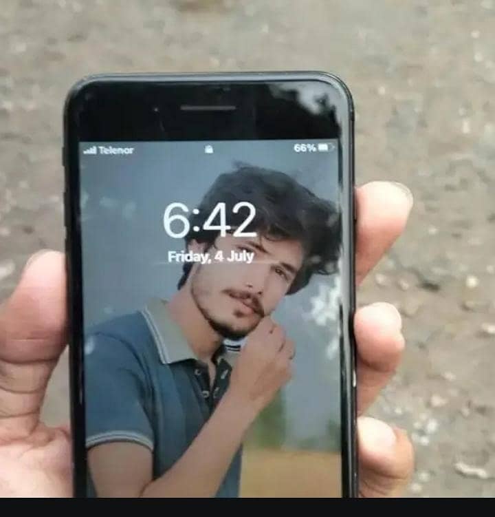 Apple iPhone 7 Plus 5