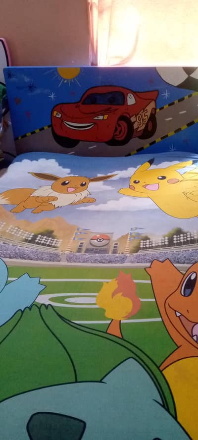 car theme bed with matters