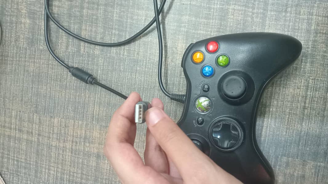 Xbox 360 wired controller 1