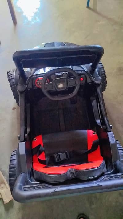 Baby car ha only 1 month use new condition ha