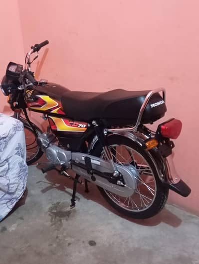 CD 70 For Sale New Condition 2026 Model Black