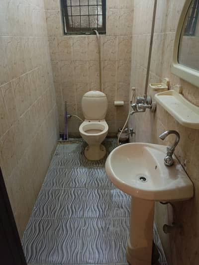04 Marla Ground Portion Available For Rent (Near Meezan Bank)
