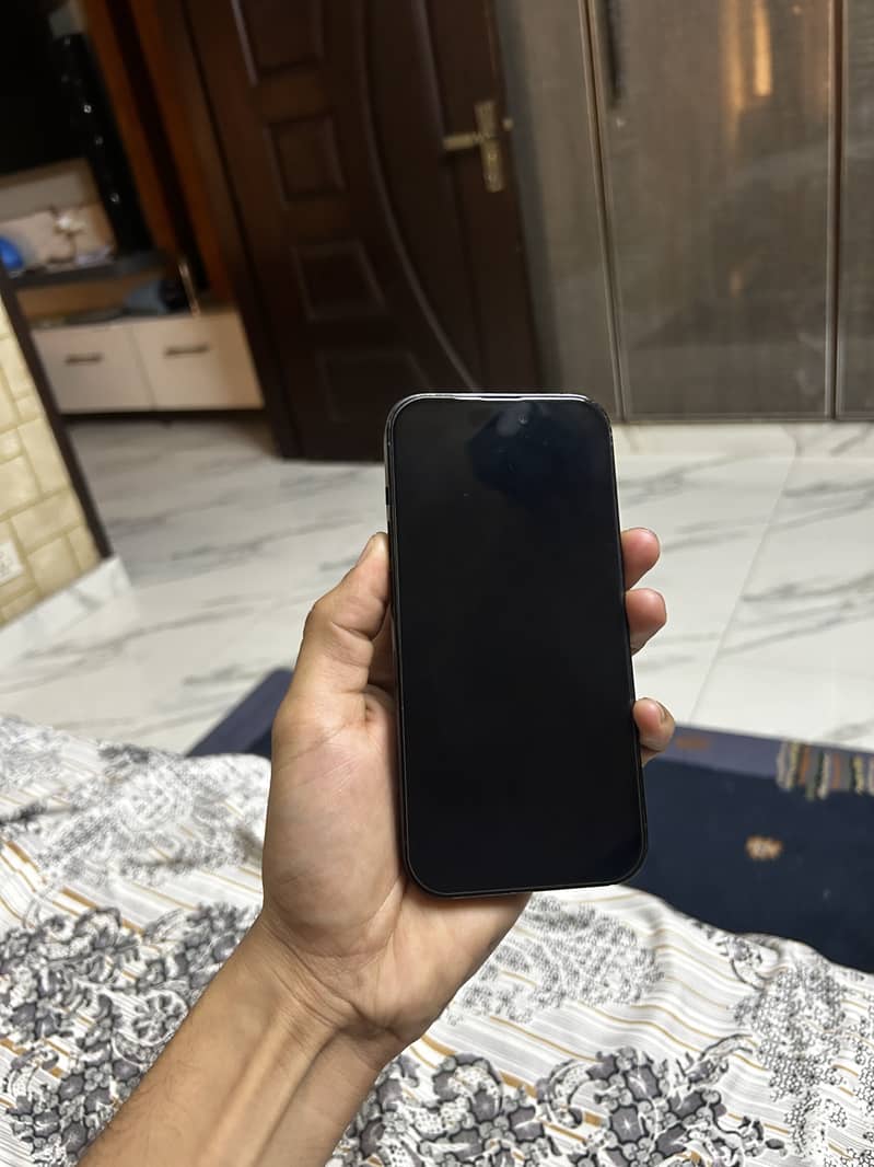 Apple iPhone 14 Pro 3