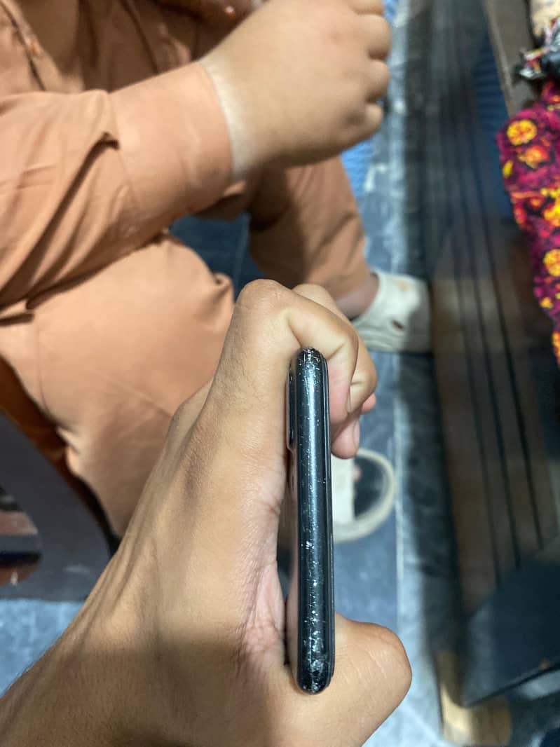 Apple iPhone 7 Plus 9