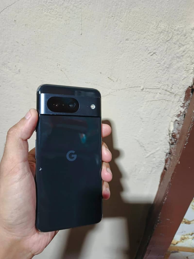 Google Pixel 8 3