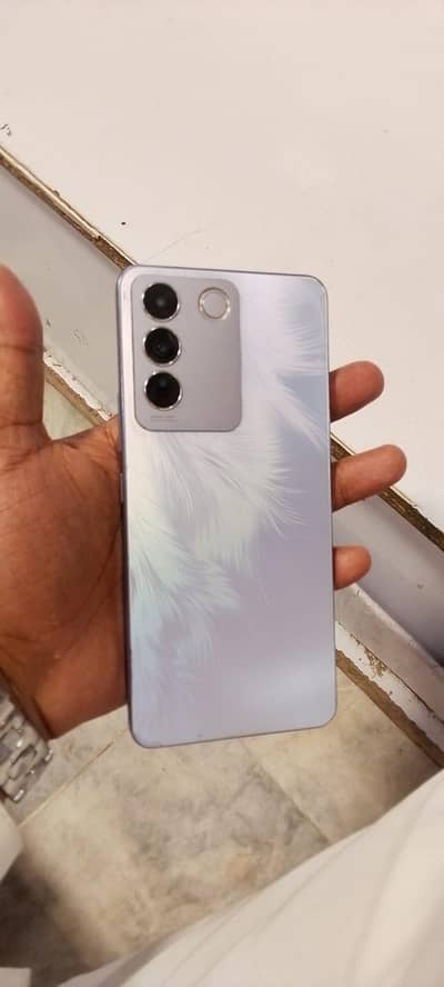 Vivo V27e