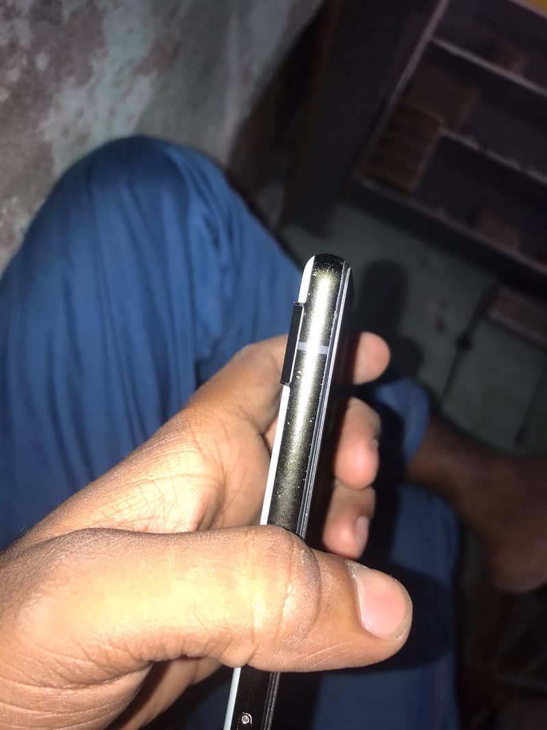 Google Pixel 6a 3