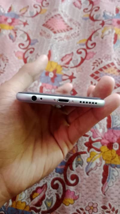 Apple iPhone 6